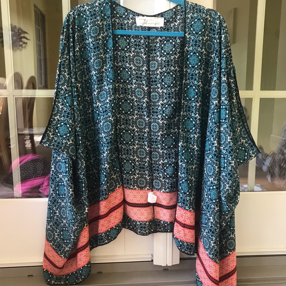 Vintage Havana Kimono Shawl